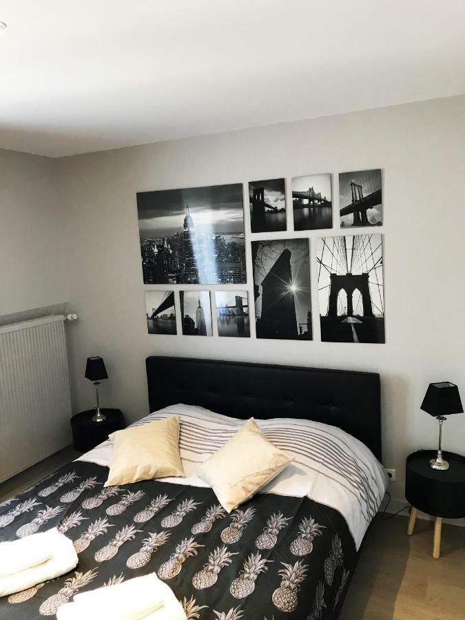 La Loge Villa Dizy Bagian luar foto
